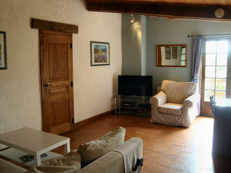 Living area with flatscreen TV